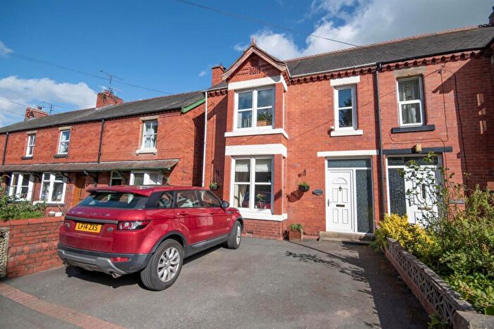 3 Bedroom Semi Detached House For Sale In Llangollen Road, Trevor, Llangollen, LL20
