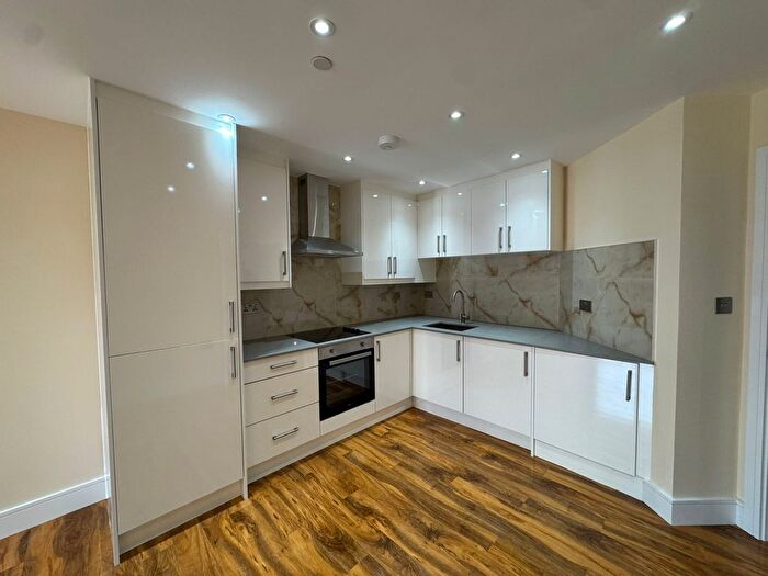 2 Bedroom Flat To Rent In Church Street, SL1