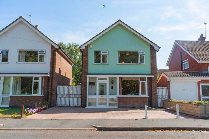 3 Bedroom Detached House For Sale In Brighton Avenue, Wigston, Leicester, LE18