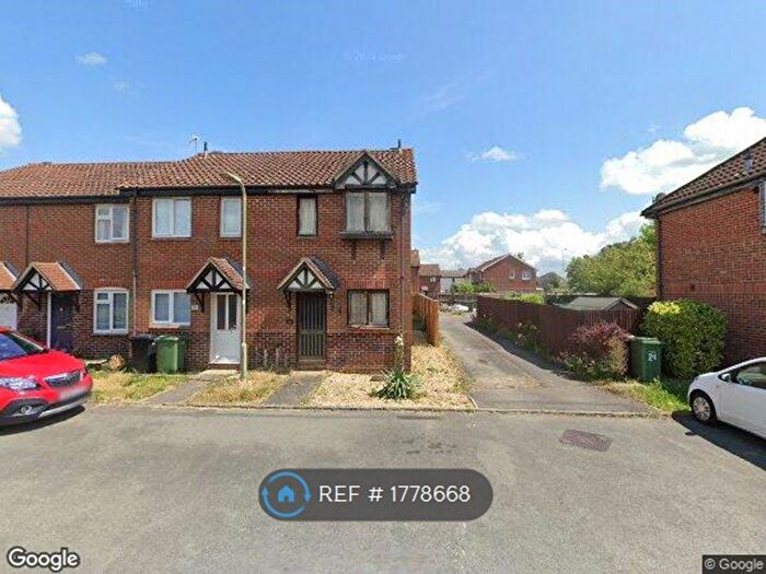 2 Bedroom Terraced House To Rent In Nene Grove, Didcot, OX11