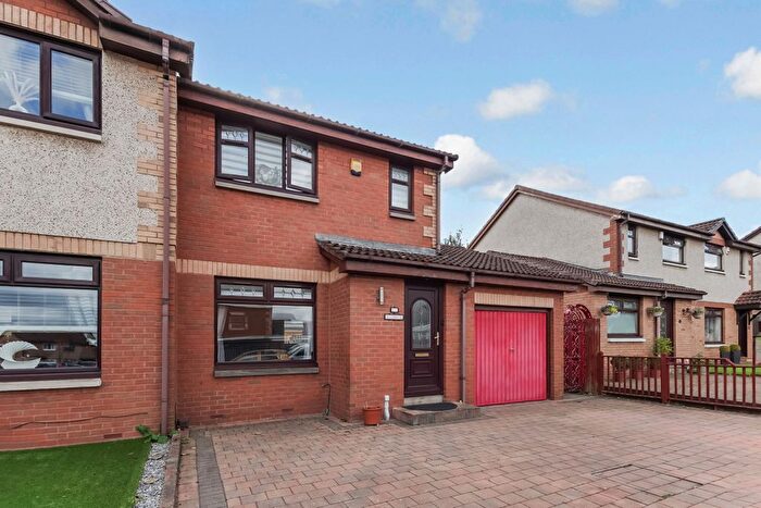 3 Bedroom Semi-Detached House For Sale In Windsor Gardens, Hamilton, ML3