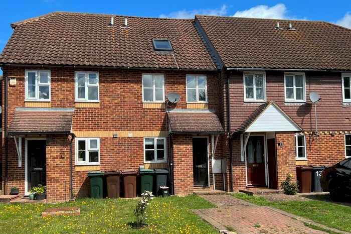 3 Bedroom Terraced House To Rent In Quince Orchard, Hamstreet, Ashford, TN26