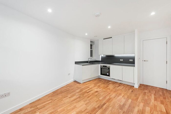 1 Bedroom Flat To Rent In Canfield Gardens, NW6