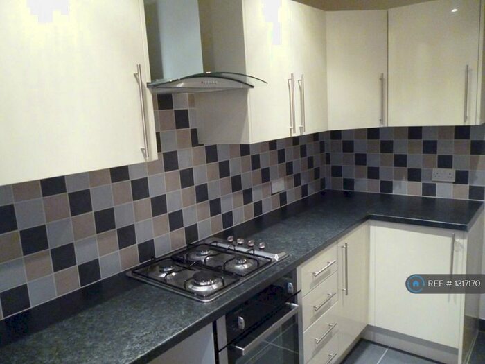 2 Bedroom Maisonette To Rent In Claire Gardens, Stanmore, HA7