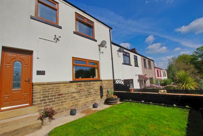 3 Bedroom Terraced House For Sale In Silverdale Terrace, Greetland, HX4