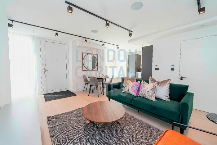 1 Bedroom Flat To Rent In London Square, Grange Road, Bermondsey, London, SE1