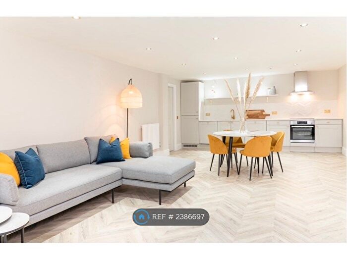 2 Bedroom Flat To Rent In East Circus Street, Nottingham, NG1