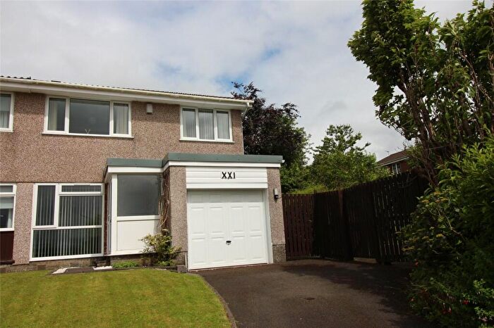 3 Bedroom Semi-Detached House For Sale In Meadowbank Avenue, Strathaven, South Lanarkshire, ML10