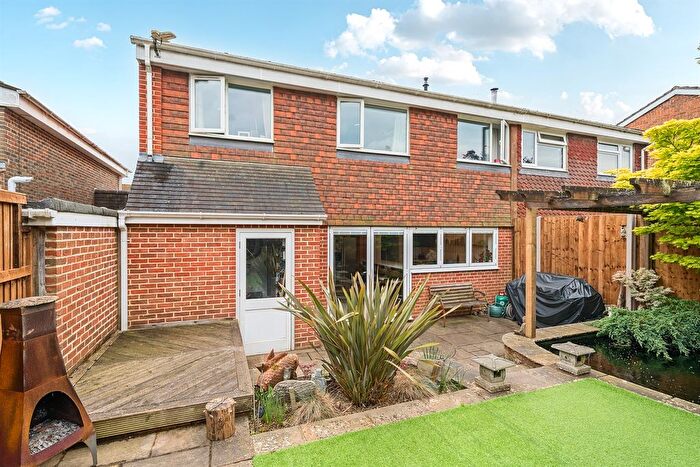 4 Bedroom Semi-Detached House For Sale In Rothermead, Petworth, West Sussex, GU28