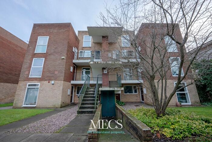 2 Bedroom Flat To Rent In Griffin House, Hagley Road, Birmingham, B16