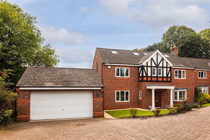 6 Bedroom Detached House For Sale In Silvertrees, Bramhope, Leeds, LS16
