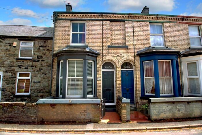 2 Bedroom Terraced House For Sale In Arenig Street, Bala, LL23