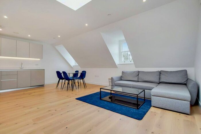 1 Bedroom Flat To Rent In Major Draper Street, Woolwich, London, SE18