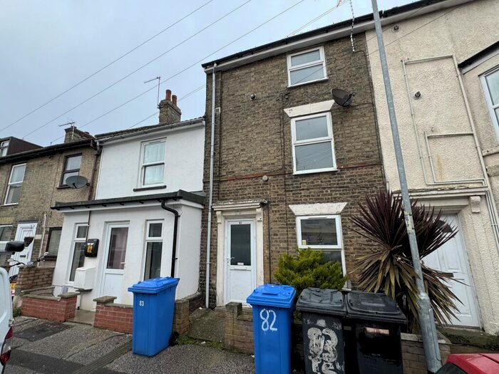 3 Bedroom Flat To Rent In Tonning Street, Lowestoft, NR32