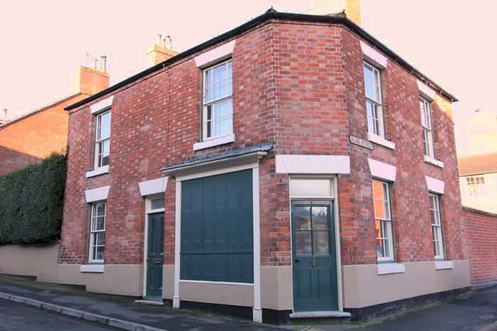 3 Bedroom Detached House To Rent In South Street, Melbourne, DE73