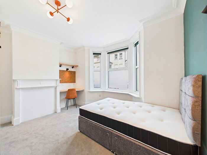 Studio To Rent In Hertford Road, Worthing, BN11