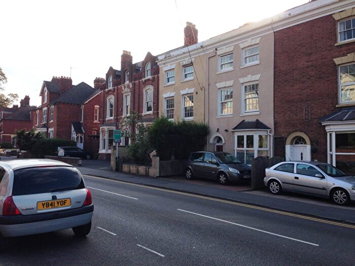 1 Bedroom Flat To Rent In Worcester Street, Stourbridge, DY8