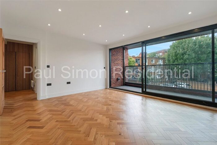 1 Bedroom Flat For Sale In Roman Way, Islington, London, N7