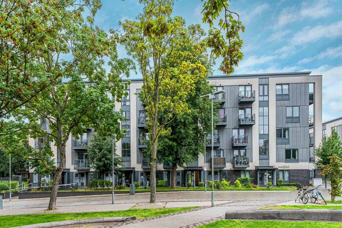 2 Bedroom Flat To Rent In Pooles Park, Finsbury Park, N4