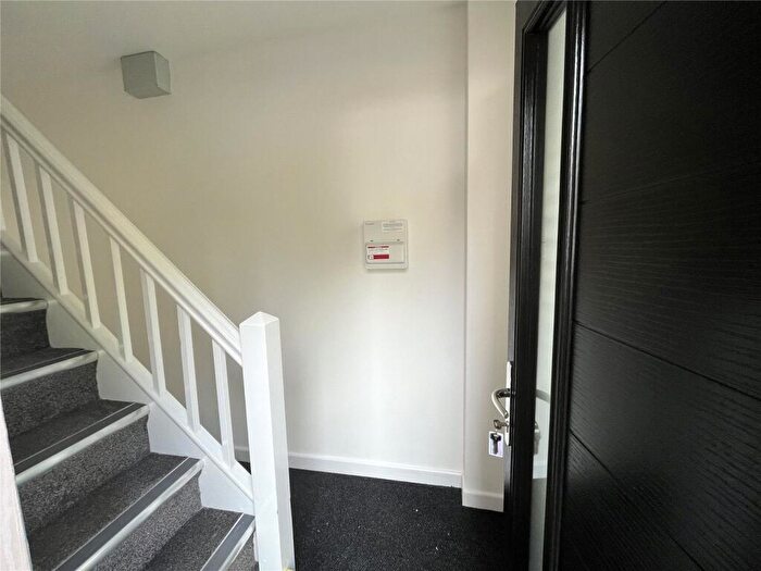 1 Bedroom Flat To Rent In Lowbrook Lane, Tidbury Green, Solihull, West Midlands, B90