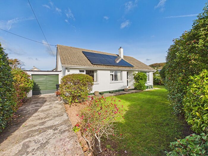 3 Bedroom Detached Bungalow For Sale In Warwick Avenue, Illogan, Redruth, TR16