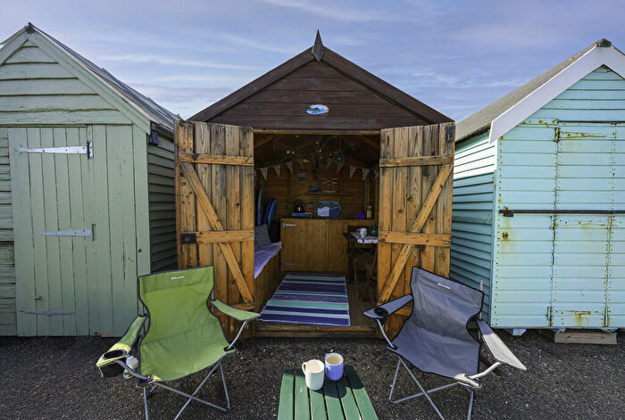 Chalet For Sale In Beach Hut, IP11