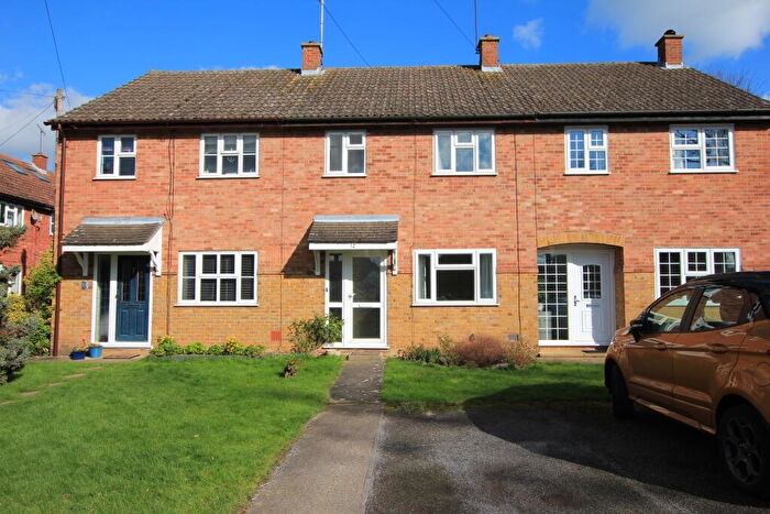 3 Bedroom Terraced House To Rent In Westbourne Gardens, Billericay, CM12