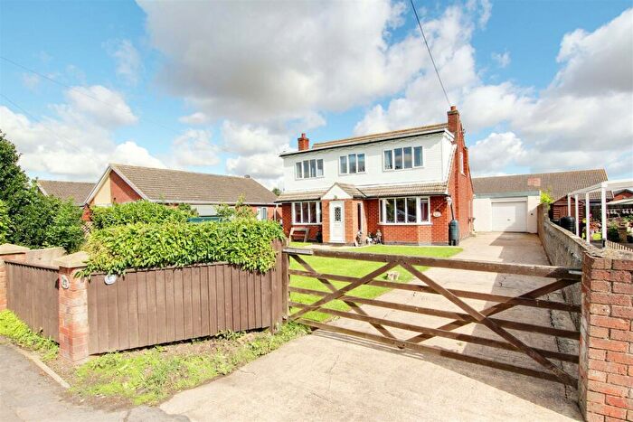 3 Bedroom Detached Bungalow For Sale In Mill Lane, Hogsthorpe, Skegness, PE24