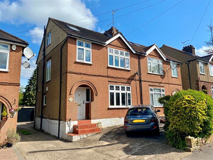 4 Bedroom Semi-Detached House For Sale In Hill Rise, Potters Bar, Herts, EN6