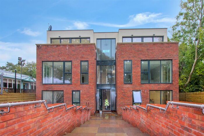 2 Bedroom Flat To Rent In Shady Oak Apartments, Newton Close, Bramhall, Stockport, SK7