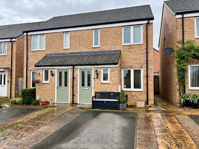 2 Bedroom Semi Detached House For Sale In Green Crescent, Desborough, Kettering, NN14