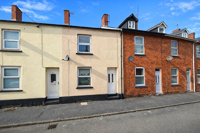 3 Bedroom Terraced House For Sale In John Street, Tiverton, EX16