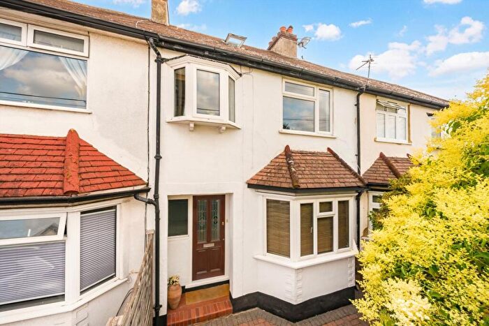 4 Bedroom House For Sale In Ditton Hill Road, Surbiton, KT6