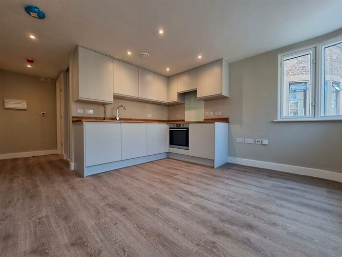 Flat To Rent In Regent Street, Cambridge, CB2