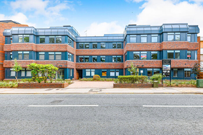 2 Bedroom Flat To Rent In Principle House, - Fleet Road, Fleet, GU51