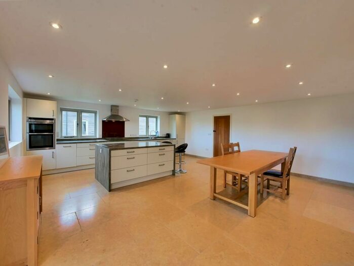 3 Bedroom Detached House To Rent In Bryworth Lane, Lechlade, GL7