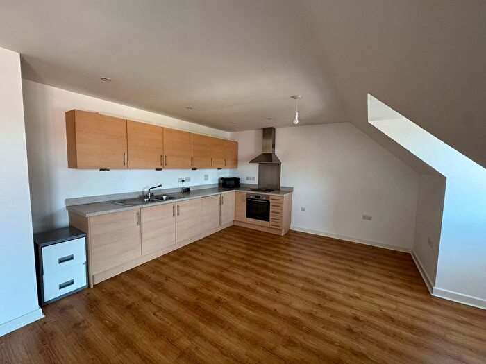 2 Bedroom Flat To Rent In Heritage Way, Gosport, Hampshire, PO12