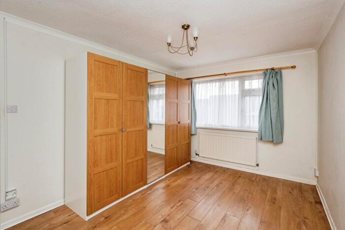 2 Bedroom Bungalow For Sale In Crud-yr-Awel, Gorseinon, Swansea, SA4