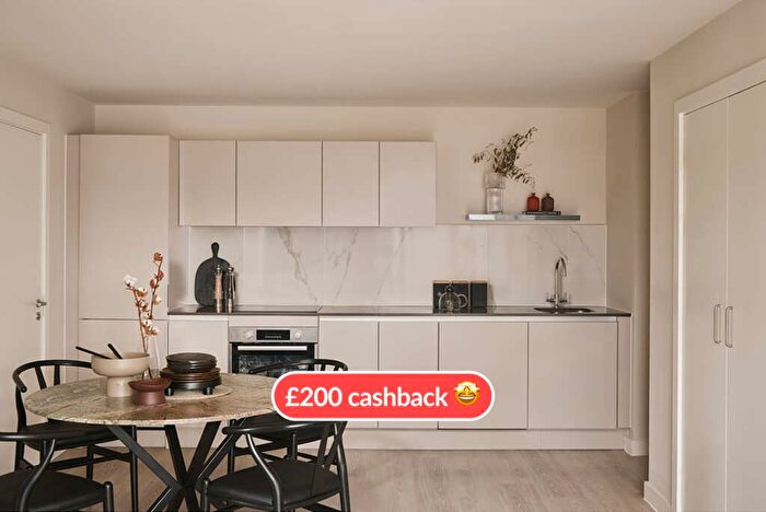 2 Bedroom Flat To Rent In Bloomery Place, Sheffield, S1