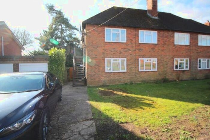 2 Bedroom Property To Rent In Bourne Vale, Plaxtol, Sevenoaks, TN15