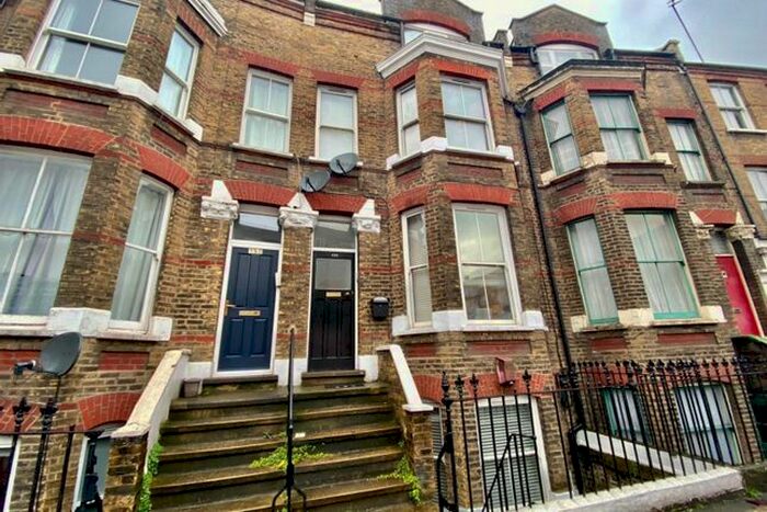 1 Bedroom Flat To Rent In Southwark Bridge Road, Borough, SE1