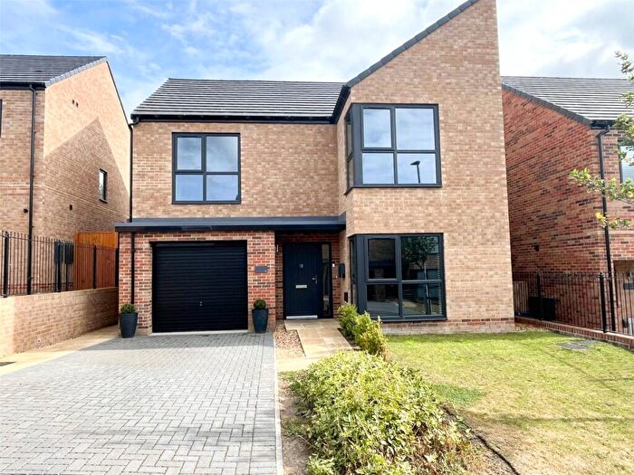 4 Bedroom Detached House For Sale In Cedar Rise, Northside, Birtley, Tyne And Wear, DH3