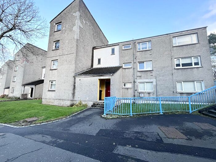 3 Bedroom Flat To Rent In Tiree Court, Cumbernauld, North Lanarkshire, G67