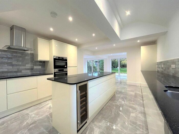 5 Bedroom Detached House To Rent In College Road, College Town, Sandhurst, Berkshire, GU47