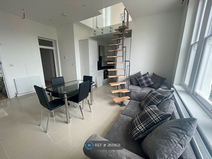4 Bedroom Flat To Rent In Emmanuel House, Croydon, East Croydon, Purley, Beckenham, Victoria, CR2
