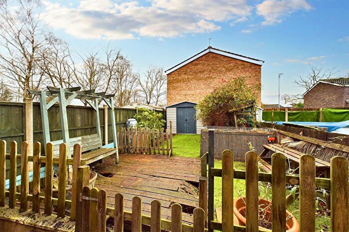 3 Bedroom Terraced House For Sale In Edith Cavell Close, Thetford, IP24