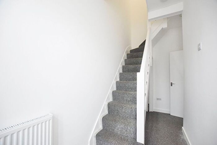 3 Bedroom Terraced House To Rent In Hunter Road, Ilford, IG1