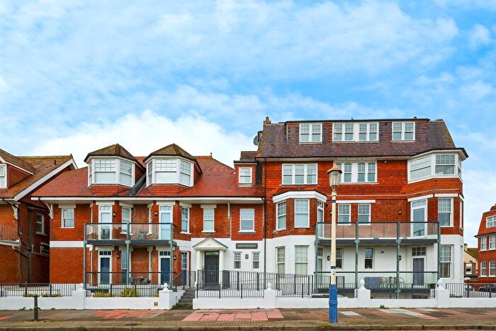 1 Bedroom Flat For Sale In Royal Parade, Eastbourne, BN22