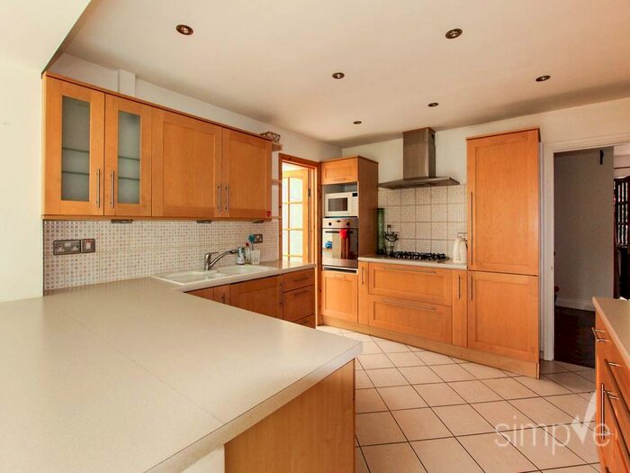 4 Bedroom Property To Rent In Charville Lane, Hayes, Middlesex, UB4