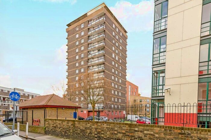 2 Bedroom Flat For Sale In Gascoigne Place, London, E2